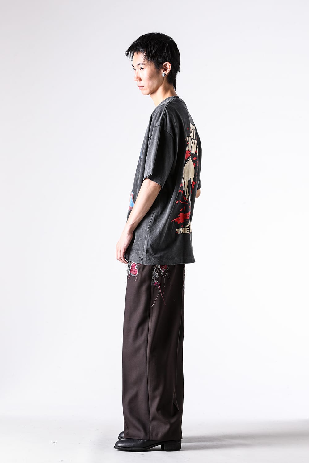 ザ シュガー パンチ THE SUGAR PUNCH x SAKAMOTO DAYS Short Sleeve T-Shirt (NAGUMO) （Black） Black