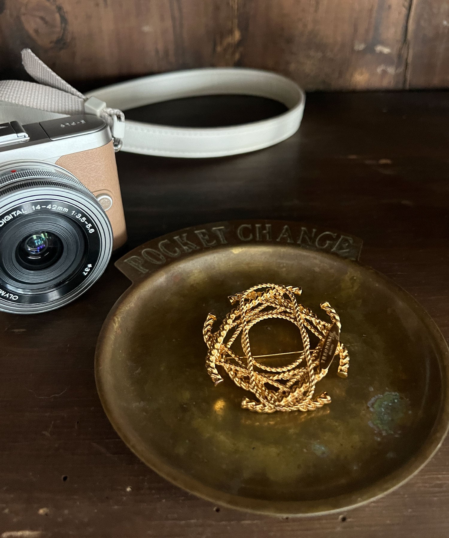 セオドリックディ THEODORIC.dy THEO Motif Brooch （GOLD） GOLD