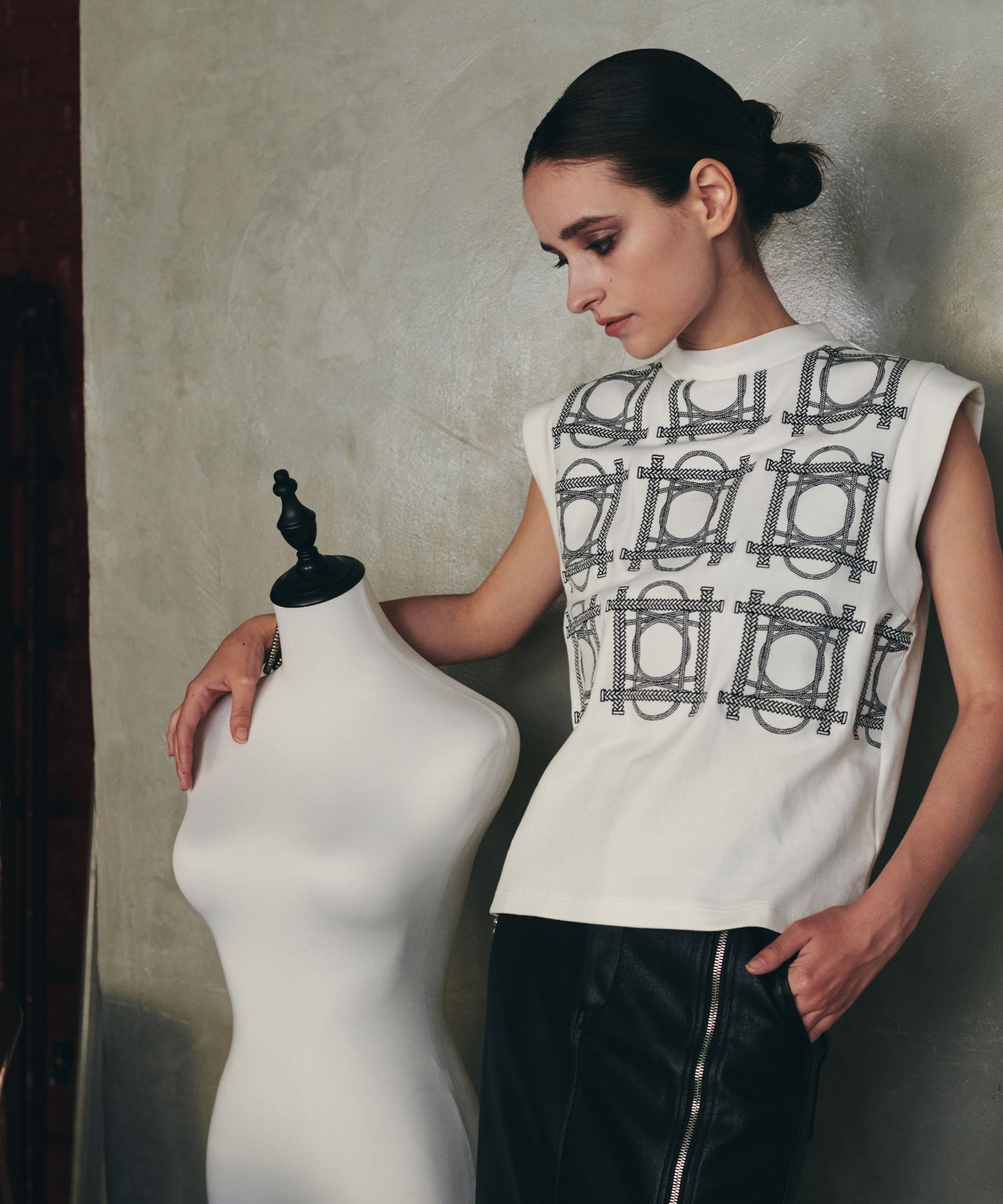 セオドリックディ THEODORIC.dy THEO Embroidery Tops （WHITE） WHITE
