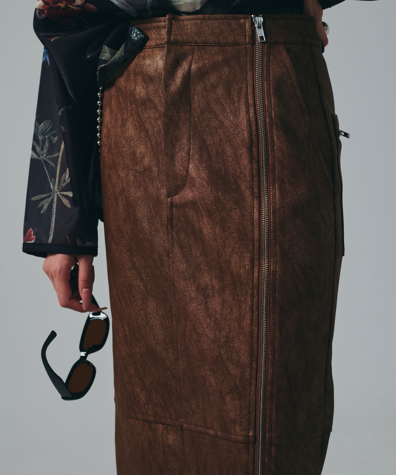 セオドリックディ THEODORIC.dy Zip Long Leather SK （BROWN） BROWN