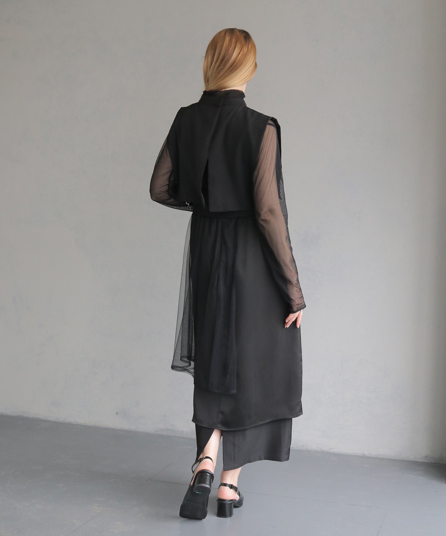 セオドリックディ THEODORIC.dy &g Cape Layered Dress （ブラック） ブラック