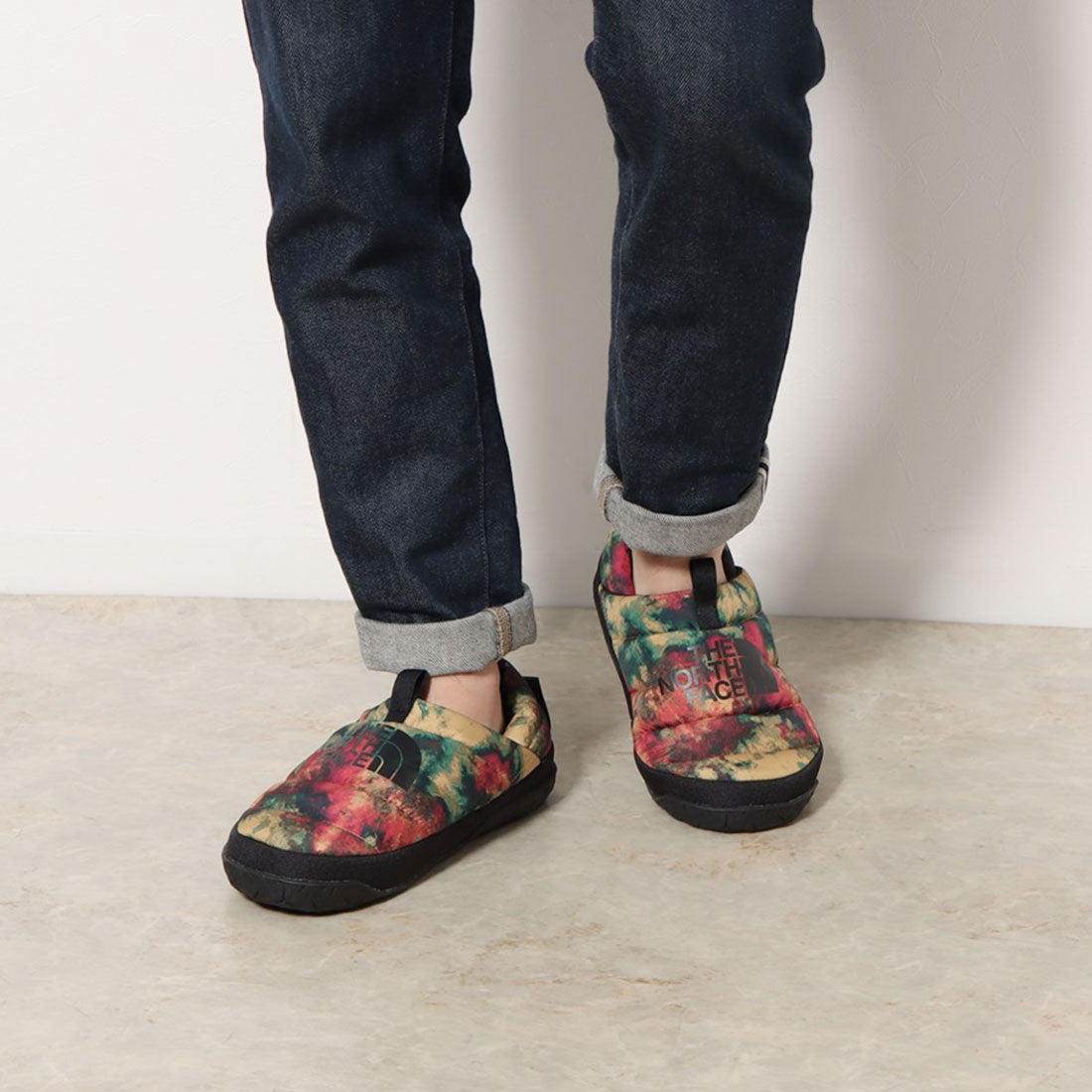 THE NORTH FACE NUPTSE MULE 7 NF0A5G2F/Nuptse Mule