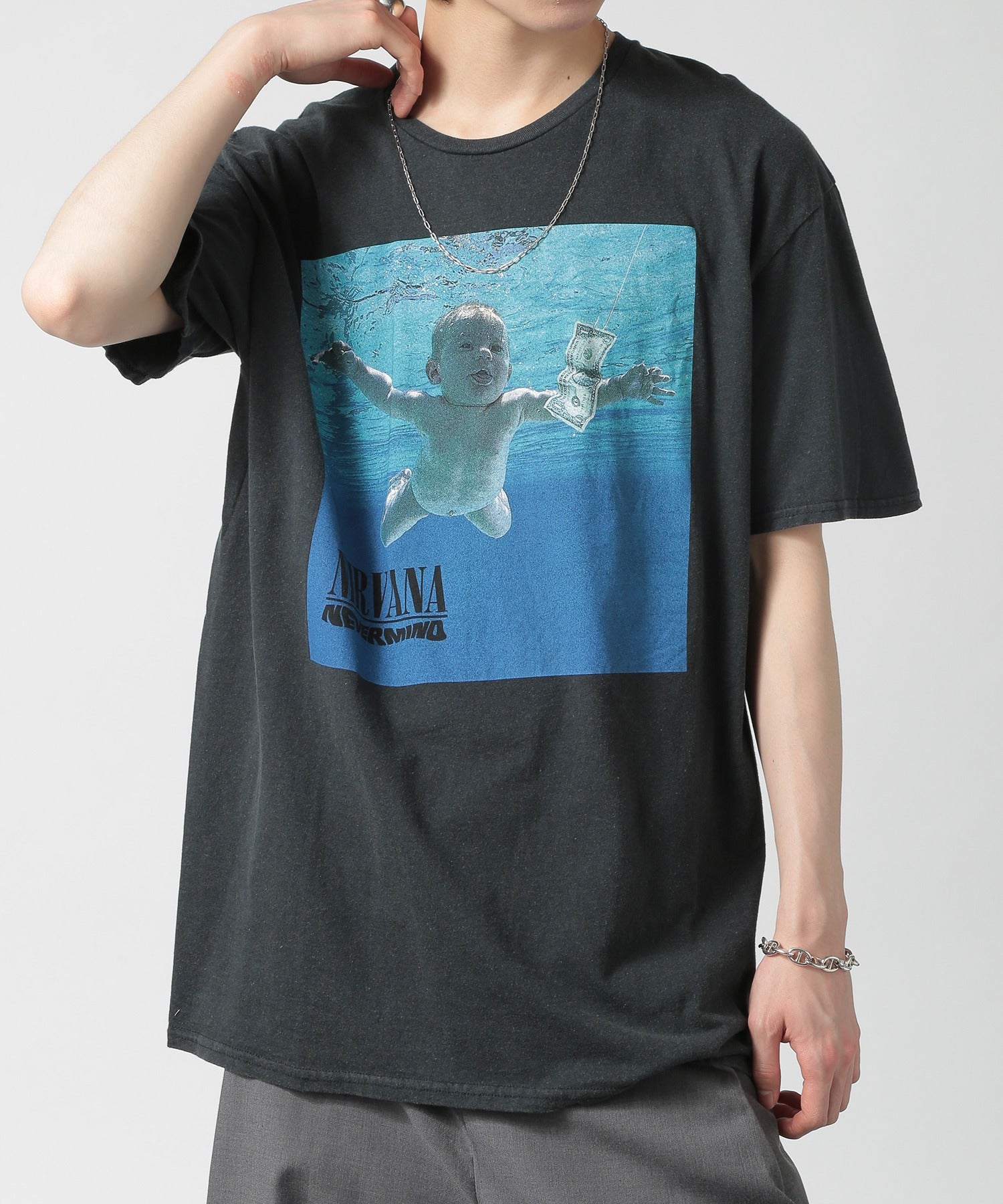 スリフティールック THRIFTY LOOK NIRVANA / RED HOT CHILI PEPPERS / The Beatles / oasis vintage Tee ロックバンドTEE S/S 半袖Tシャツ （ブラック系その他2） ブラック系その他2