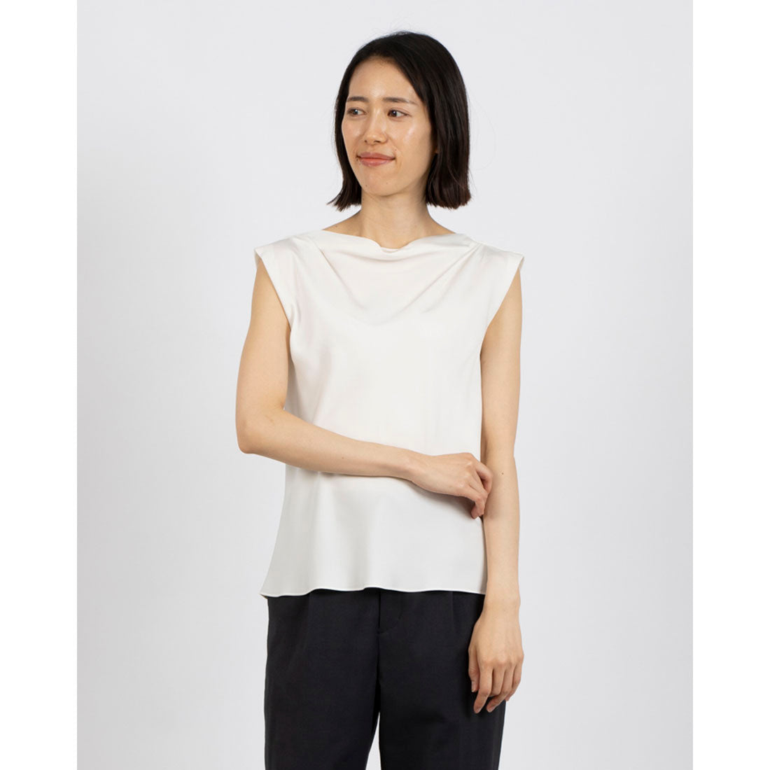 セオリー Theory MODERN GGT HI COWL SLIM B （オフホワイト） オフホワイト