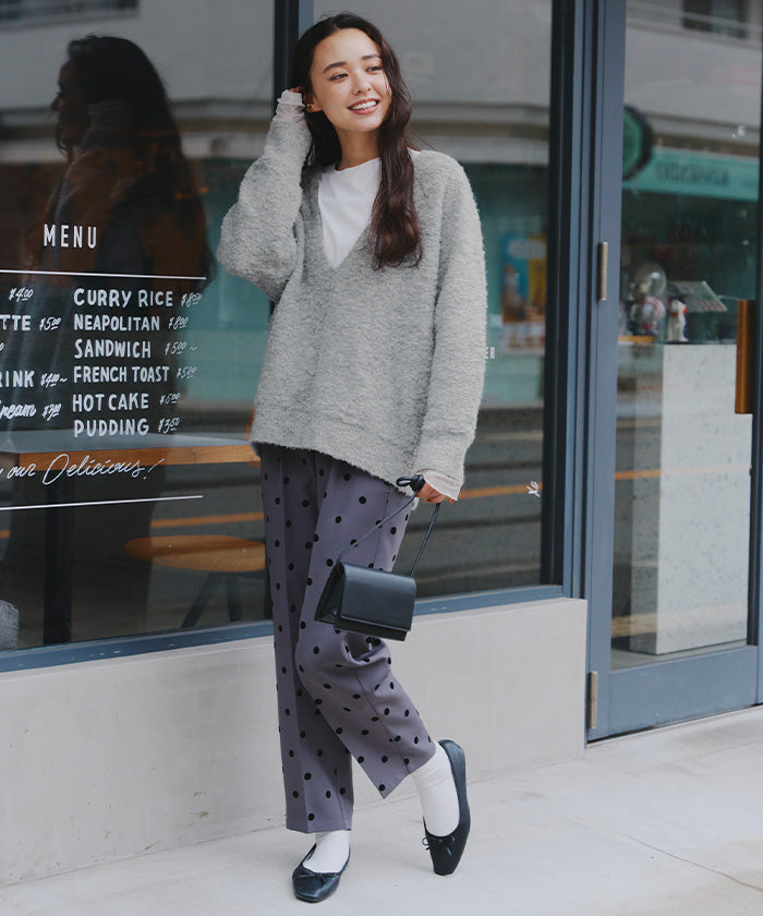 ティティベイト titivate 深Vネックボリュームスリーブニット