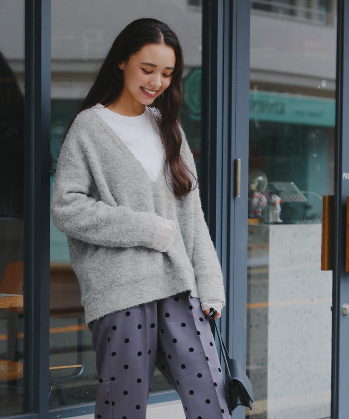 ティティベイト titivate 深Vネックボリュームスリーブニット