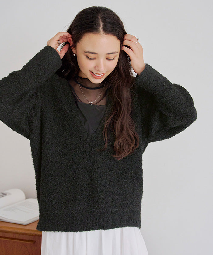 ティティベイト titivate 深Vネックボリュームスリーブニット