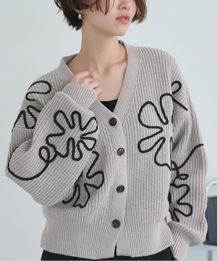 ティティベイト titivate フラワーラインニットカーディガン