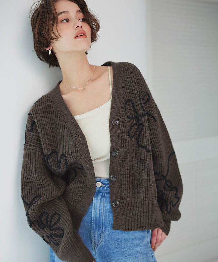 ティティベイト titivate フラワーラインニットカーディガン