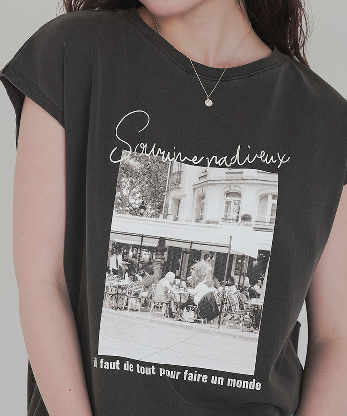 Titivate titivate French sleeve pigment photo print T-shirt