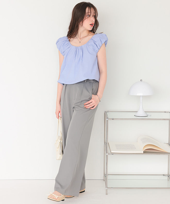 ティティベイト titivate クロップドバルーンシルエットトップス （オフホワイト） オフホワイト