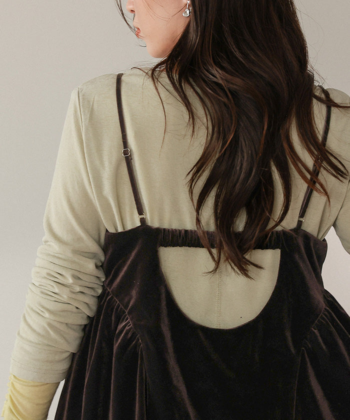 ティティベイト titivate ベロアペプラムビスチェ （ブラック） ブラック