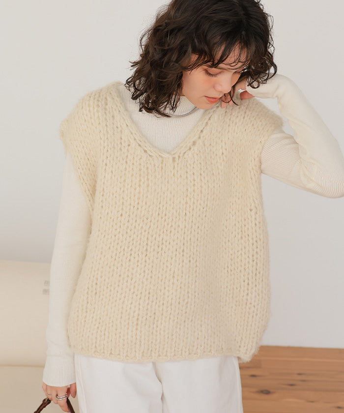 ティティベイト titivate ローゲージニットベスト （チャコール） チャコール