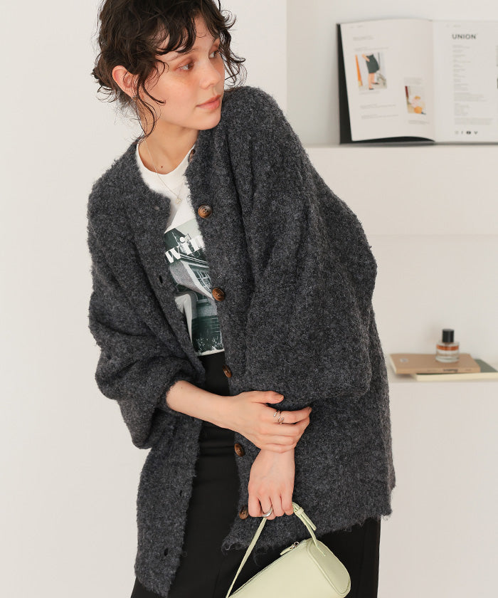 ティティベイト titivate ウール混ブークレボリュームスリーブニットカーディガン （チャコール） チャコール