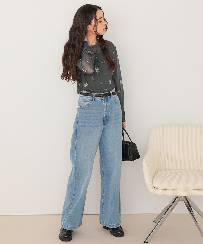 ティティベイト titivate フラワーシアークルーネックトップス （ブラウン） ブラウン