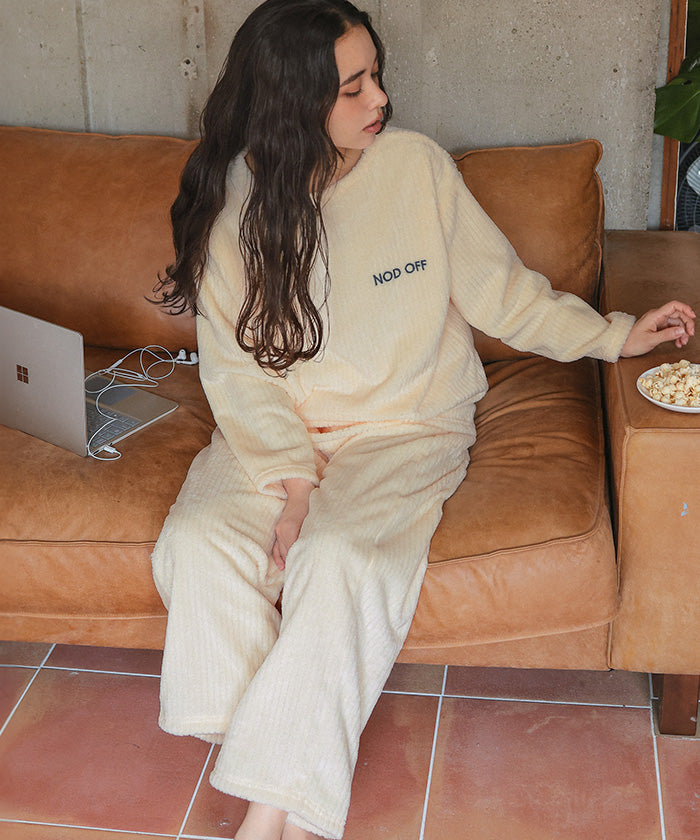 ティティベイト titivate ふわもこマシュマロタッチチュニックパジャマセットアップ （ライトブラウン） ライトブラウン