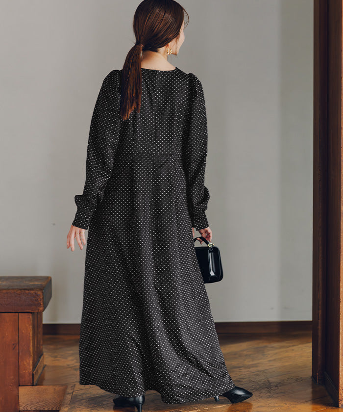 ティティベイト titivate ボリュームギャザースリーブフレアワンピース （ドット2） ドット2