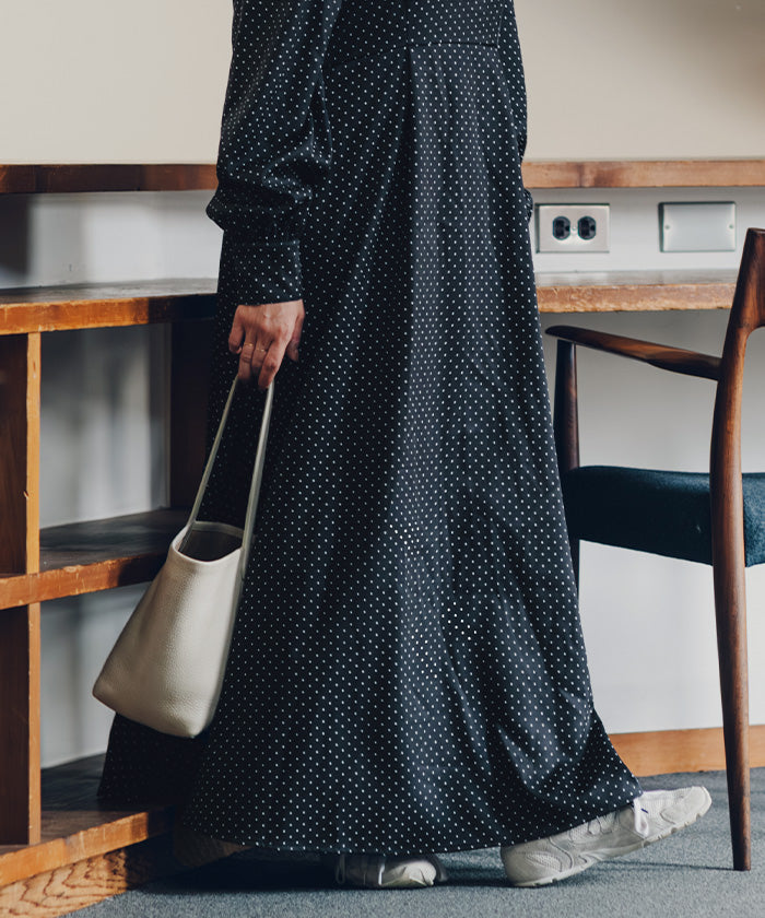 ティティベイト titivate ボリュームギャザースリーブフレアワンピース （ドット2） ドット2