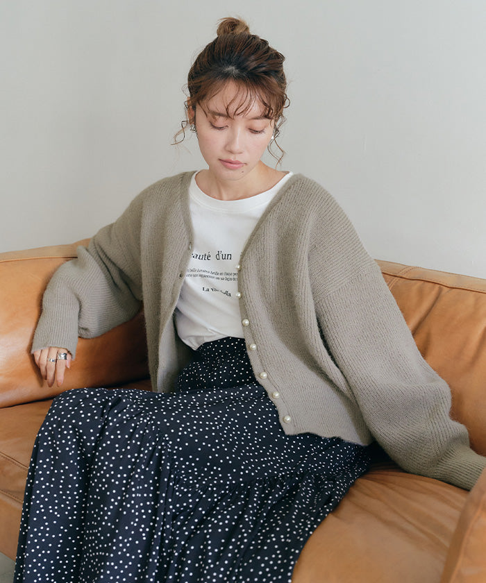 ティティベイト titivate 前後2wayパール釦ニットカーディガン （グレージュ） グレージュ