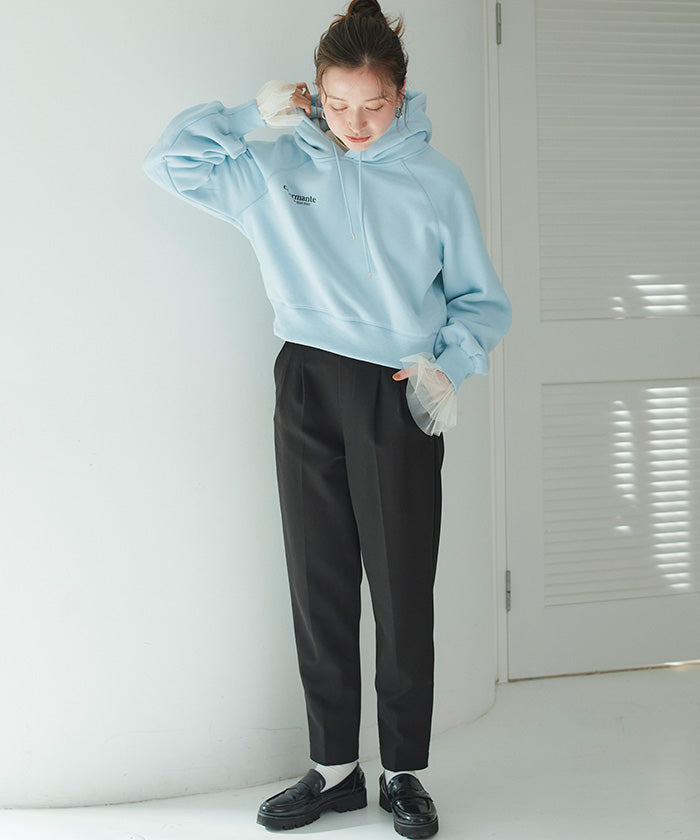 ティティベイト titivate 裏起毛ロゴショートフード付きプルオーバー