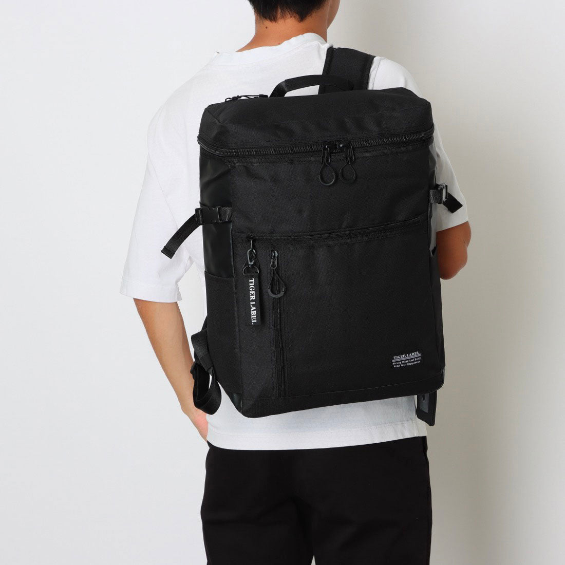 タイガーレーベル TIGER LABEL スクエア型バックパック （シャンブレー） シャンブレー
