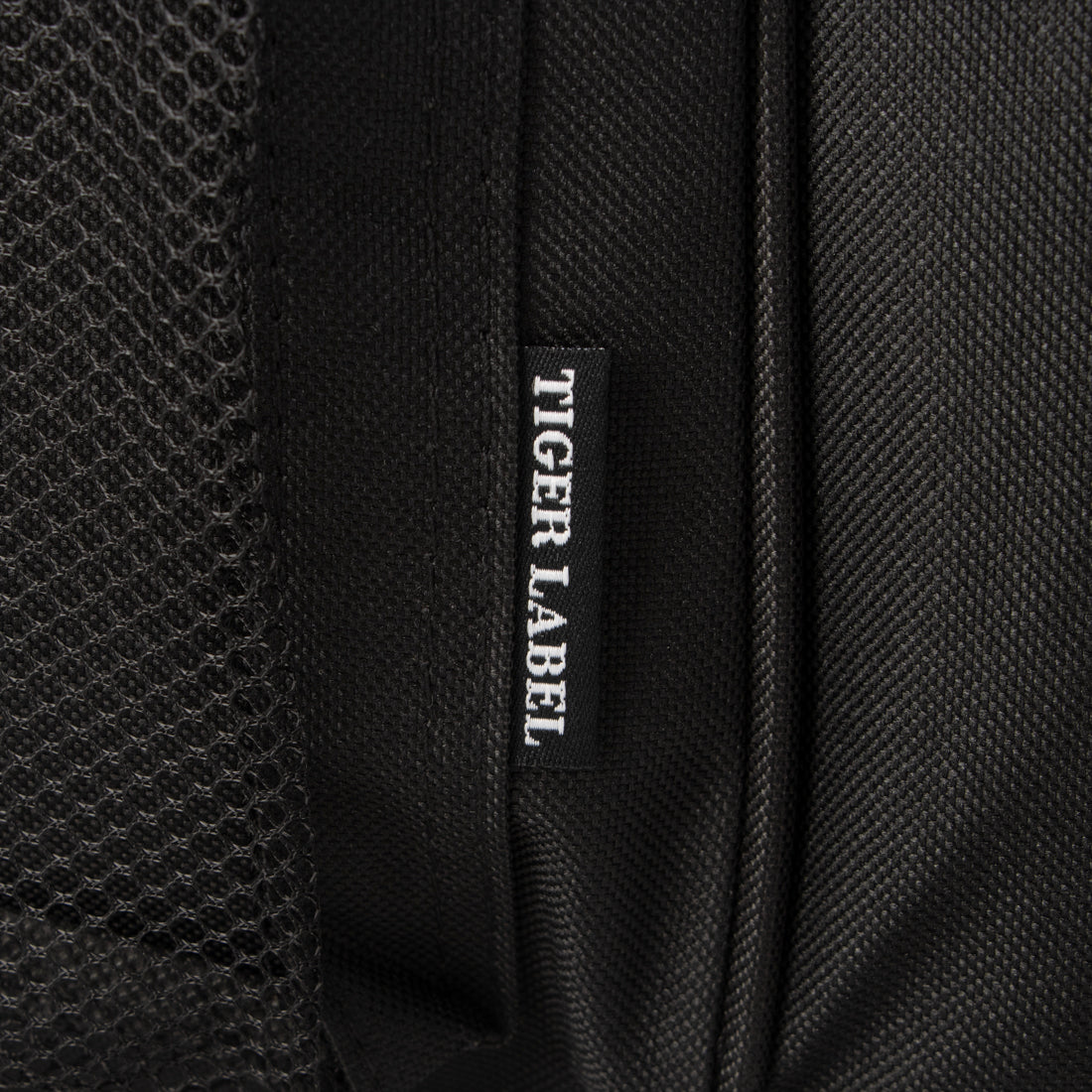 タイガーレーベル TIGER LABEL メガボストン （ブラック） ブラック