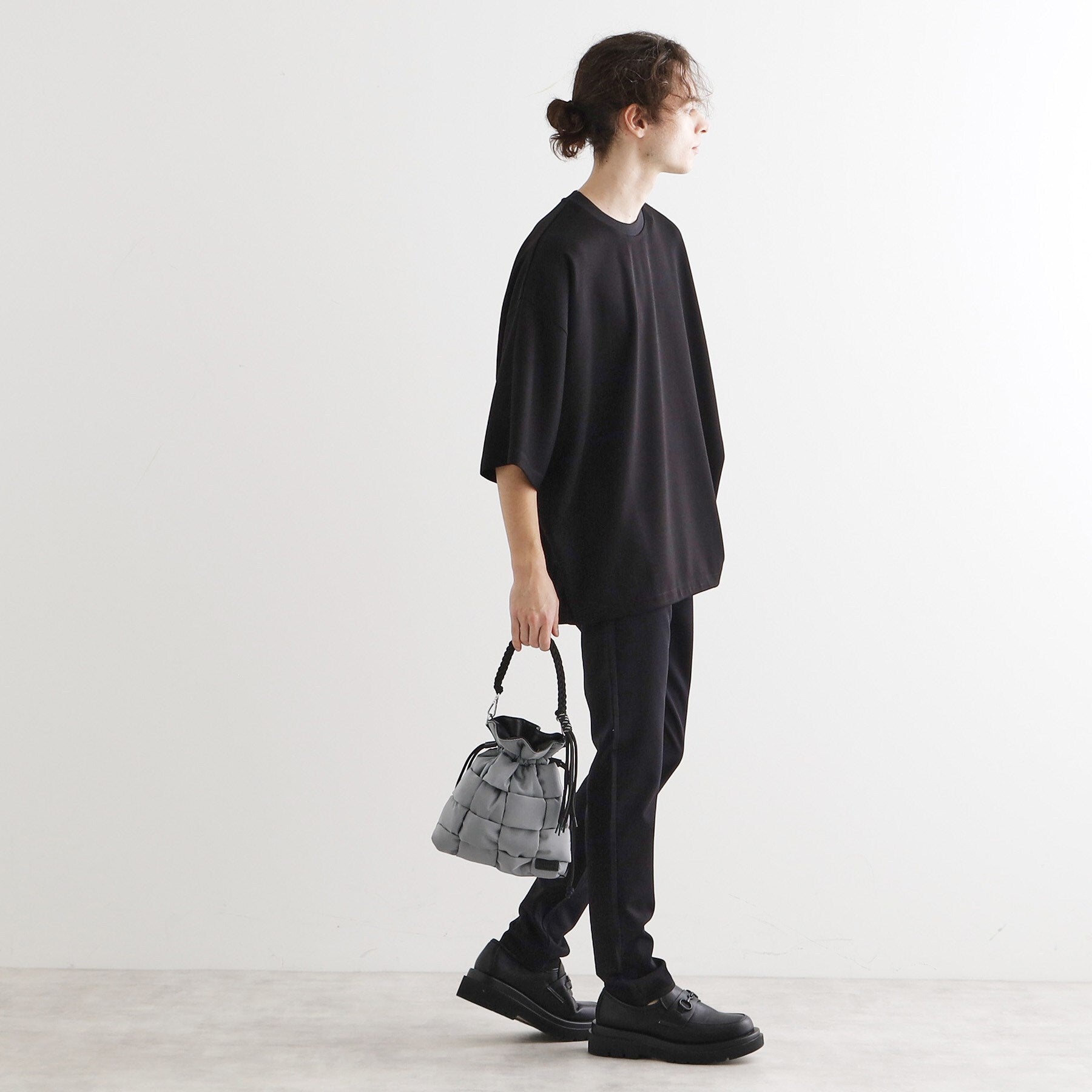 ティーケー タケオ キクチ tk.TAKEO KIKUCHI ADAMPATEK 別注 パテッドイントレ巾着ショルダーバッグ （グレー(512)） グレー(512)