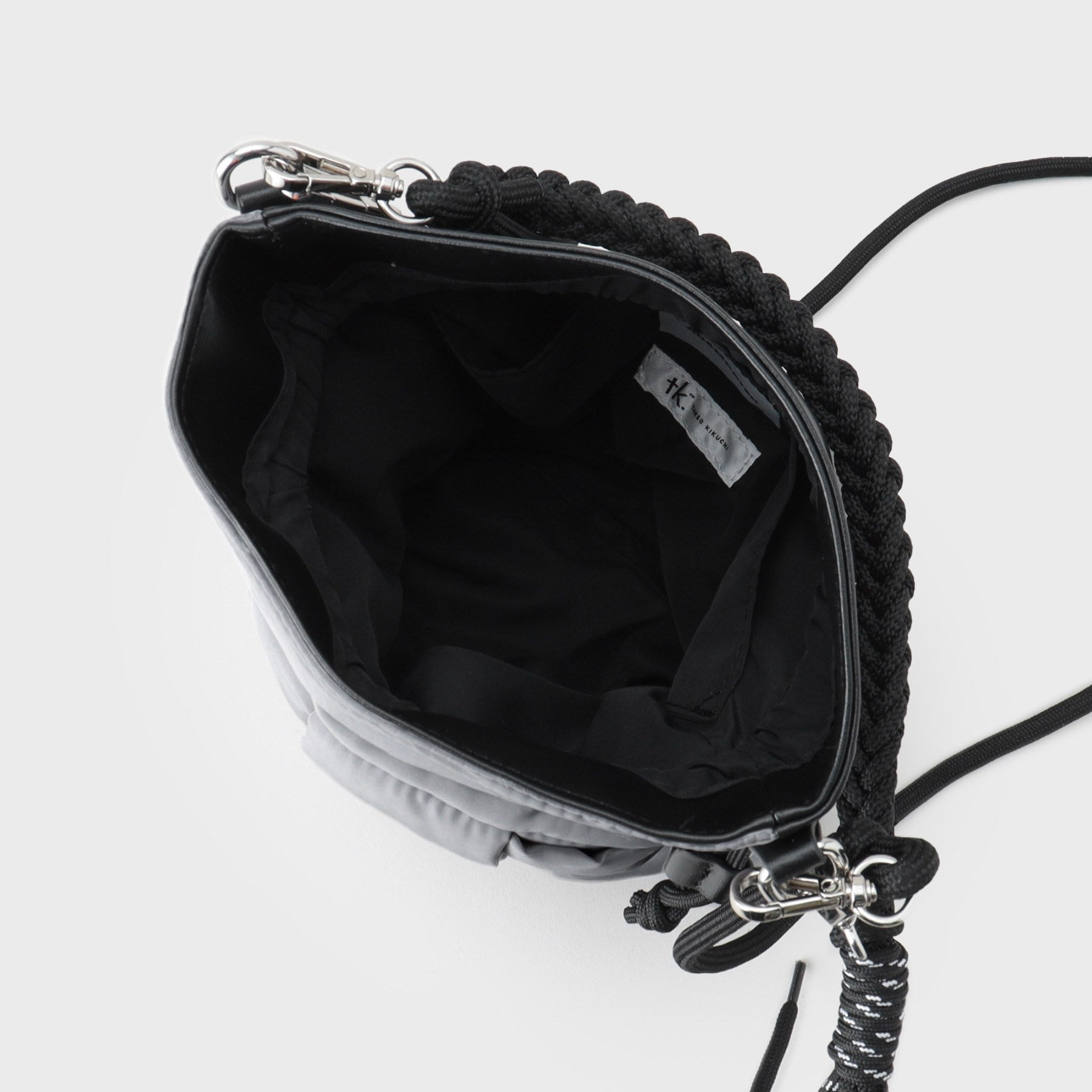 ティーケー タケオ キクチ tk.TAKEO KIKUCHI ADAMPATEK 別注 パテッドイントレ巾着ショルダーバッグ （グレー(512)） グレー(512)