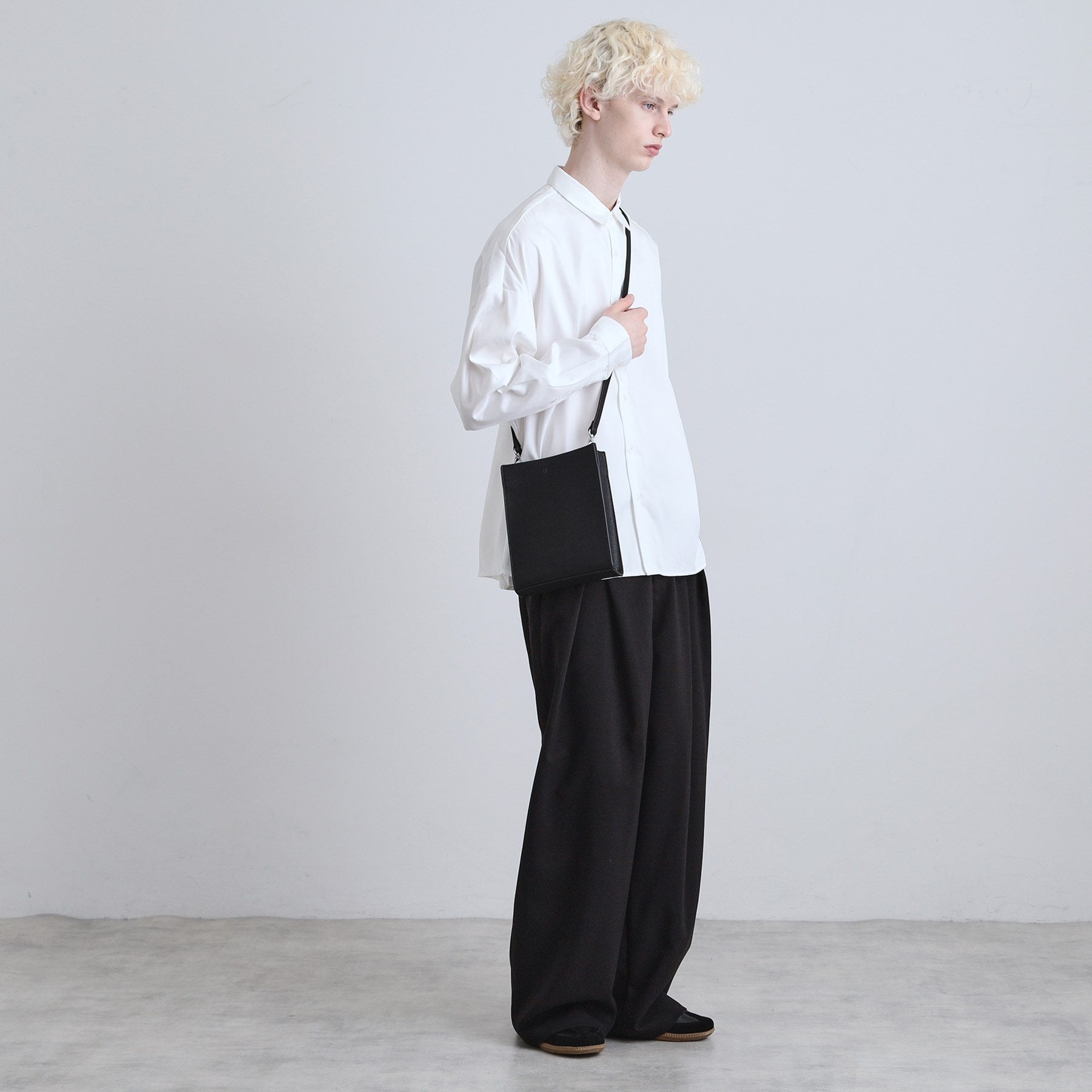 ティーケー タケオ キクチ tk.TAKEO KIKUCHI スクエアボックスショルダーバッグ（ユニセックスアイテム） （グレー(116)） グレー(116)