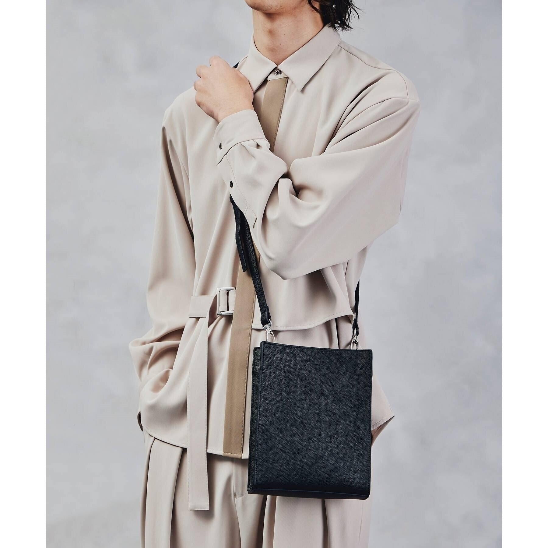 ティーケー タケオ キクチ tk.TAKEO KIKUCHI スクエアボックスショルダーバッグ（ユニセックスアイテム） （グレー(116)） グレー(116)