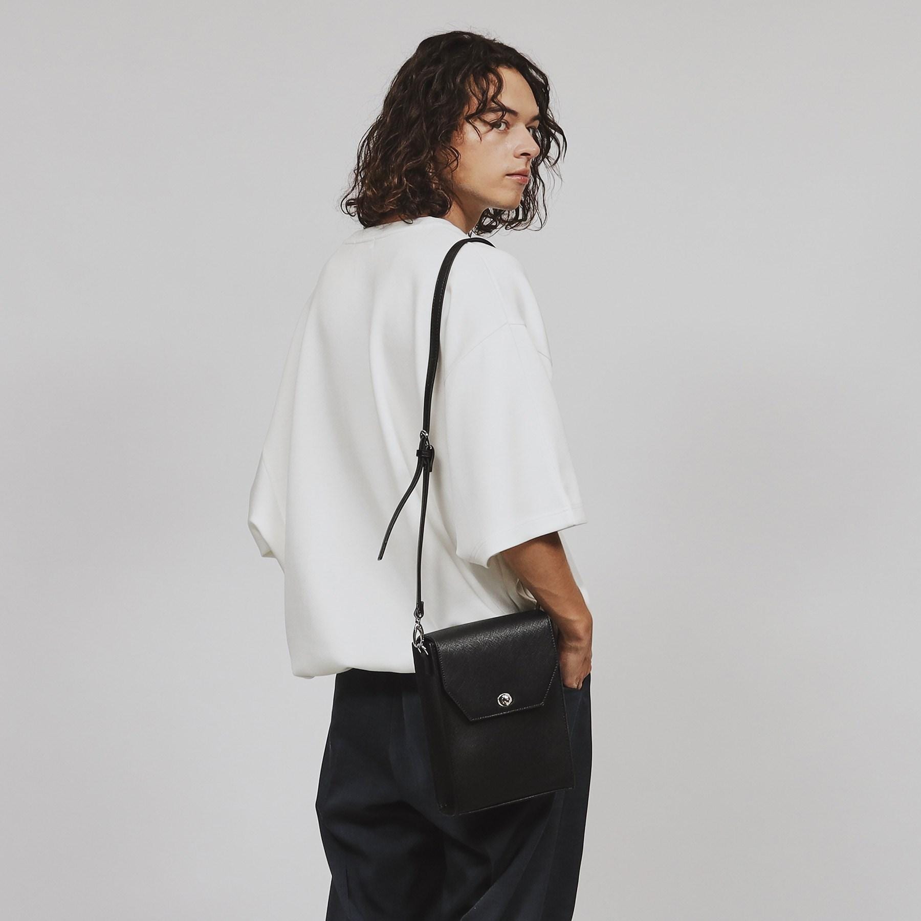 ティーケー タケオ キクチ tk.TAKEO KIKUCHI スクエアボックスショルダーバッグ（ユニセックスアイテム） （グレー(117)） グレー(117)