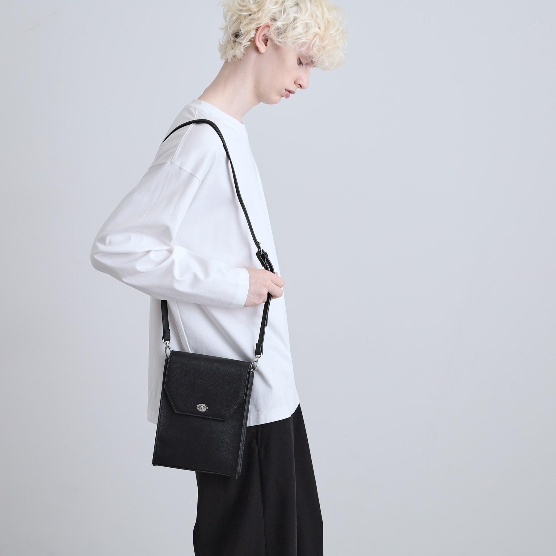 ティーケー タケオ キクチ tk.TAKEO KIKUCHI スクエアボックスショルダーバッグ（ユニセックスアイテム） （グレー(117)） グレー(117)