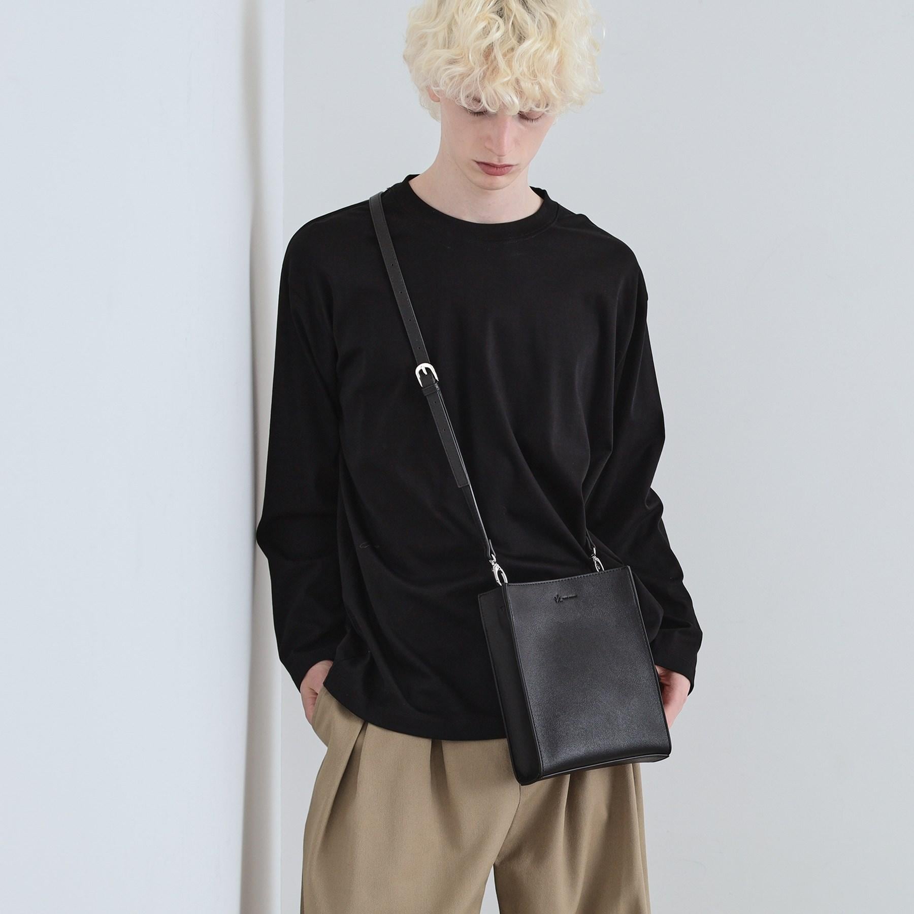 ティーケー タケオ キクチ tk.TAKEO KIKUCHI スクエアボックスショルダーバッグ（ユニセックスアイテム） （ブラック(819)） ブラック(819)