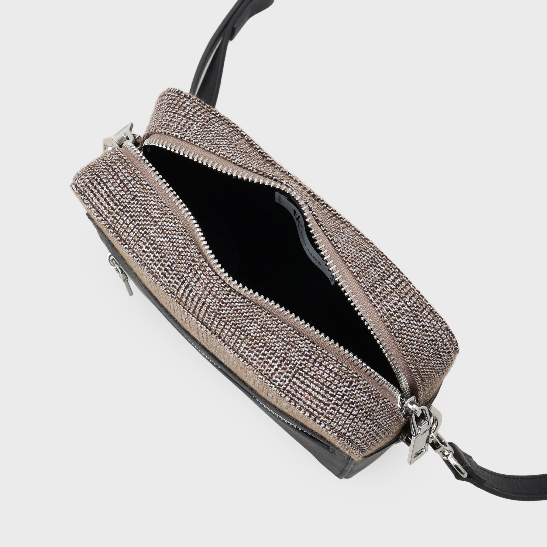 ティーケー タケオ キクチ tk.TAKEO KIKUCHI バイカラースクエアショルダーバッグ （ブラック(519)） ブラック(519)