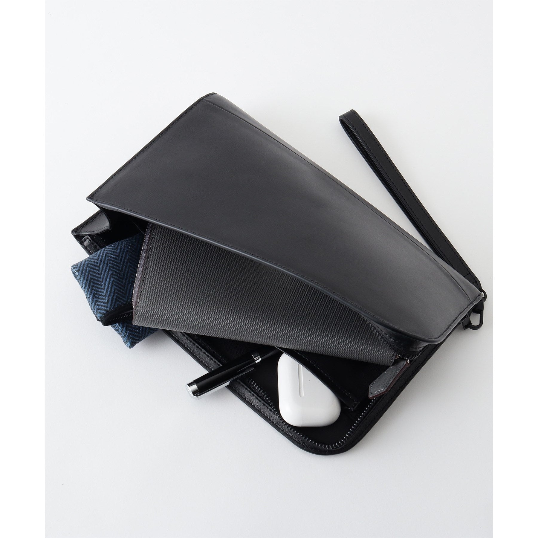 ティーケー タケオ キクチ tk.TAKEO KIKUCHI リアルレザークラッチ（冠婚葬祭OK） （ブラック(019)） ブラック(019)