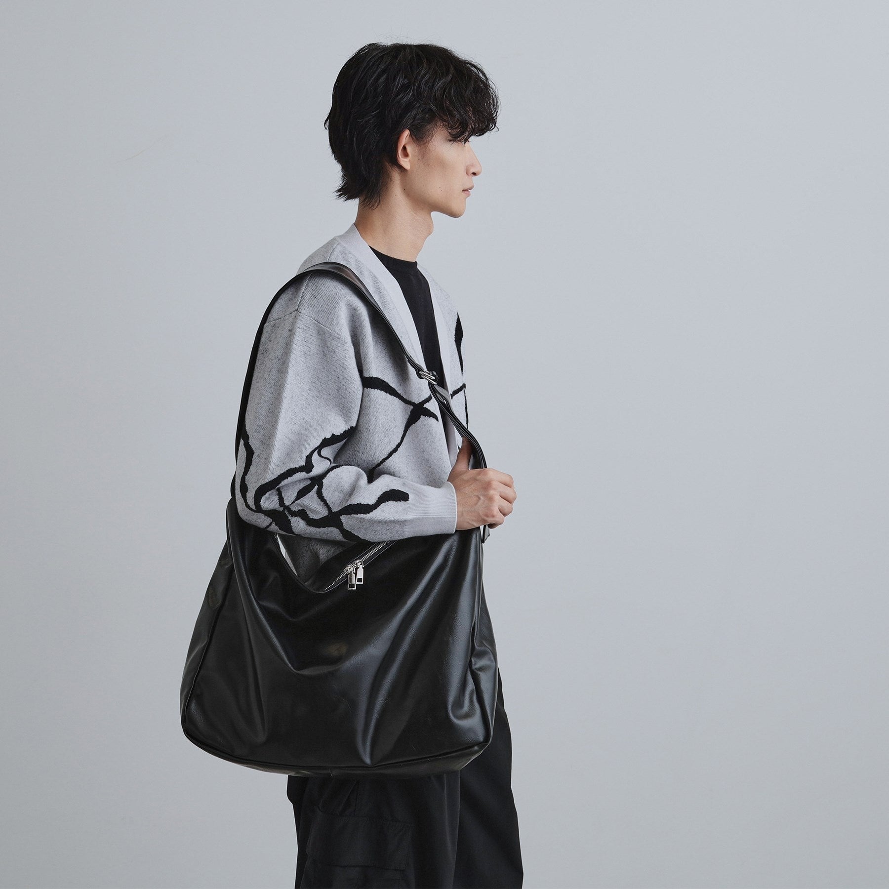 ティーケー タケオ キクチ tk.TAKEO KIKUCHI ルーズビッグショルダーバッグ／たすき掛け／ビッグ／A3サイズ収納可能 （ブラウン(944)） ブラウン(944)