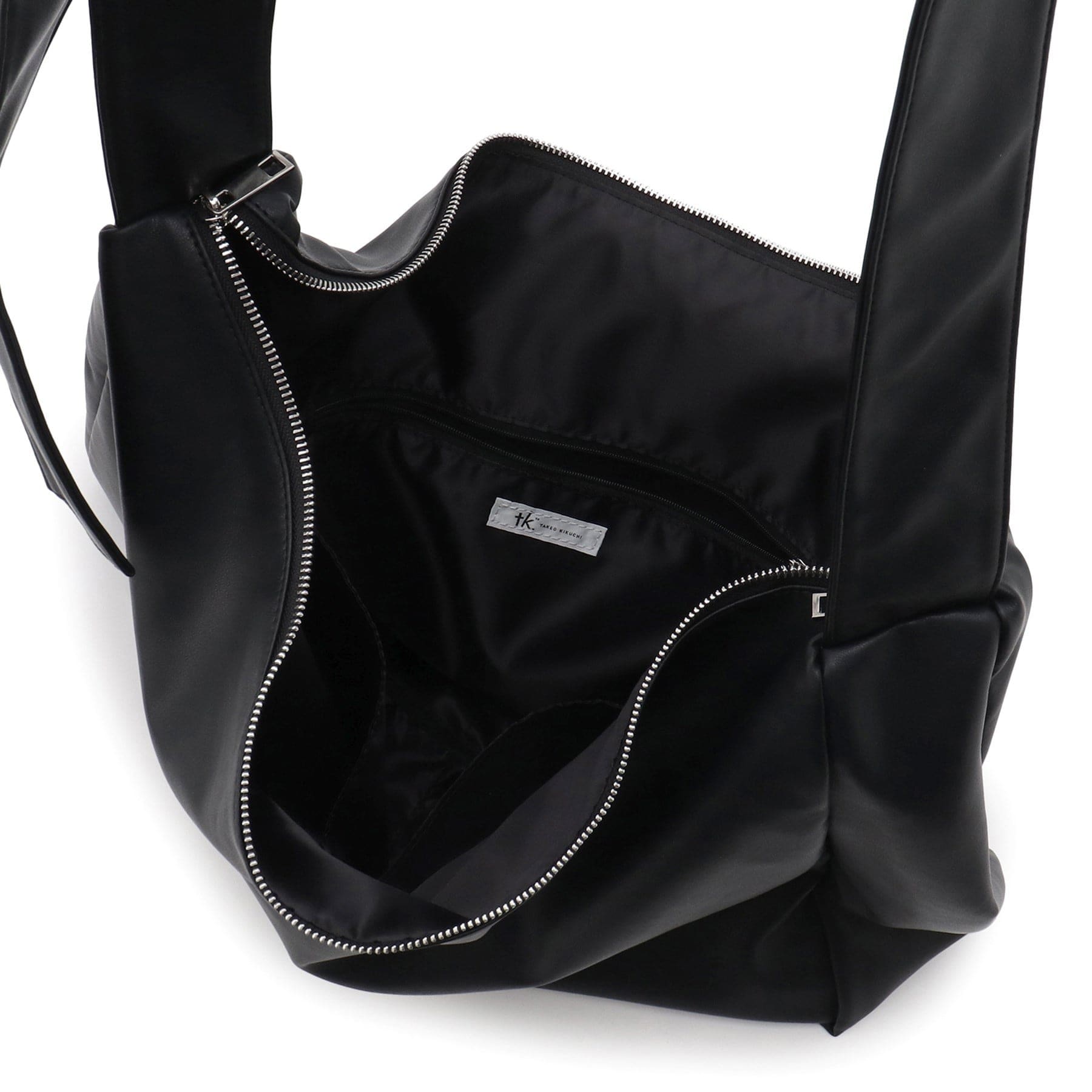 ティーケー タケオ キクチ tk.TAKEO KIKUCHI ルーズビッグショルダーバッグ／たすき掛け／ビッグ／A3サイズ収納可能 （ブラウン(944)） ブラウン(944)