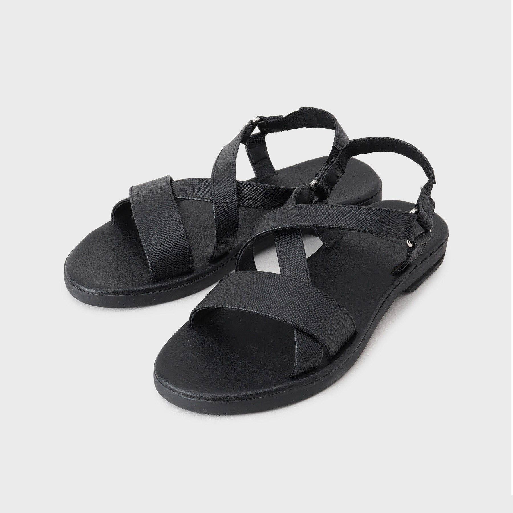 ティーケー タケオ キクチ tk.TAKEO KIKUCHI クロスサンダル （ブラック(019)） ブラック(019)