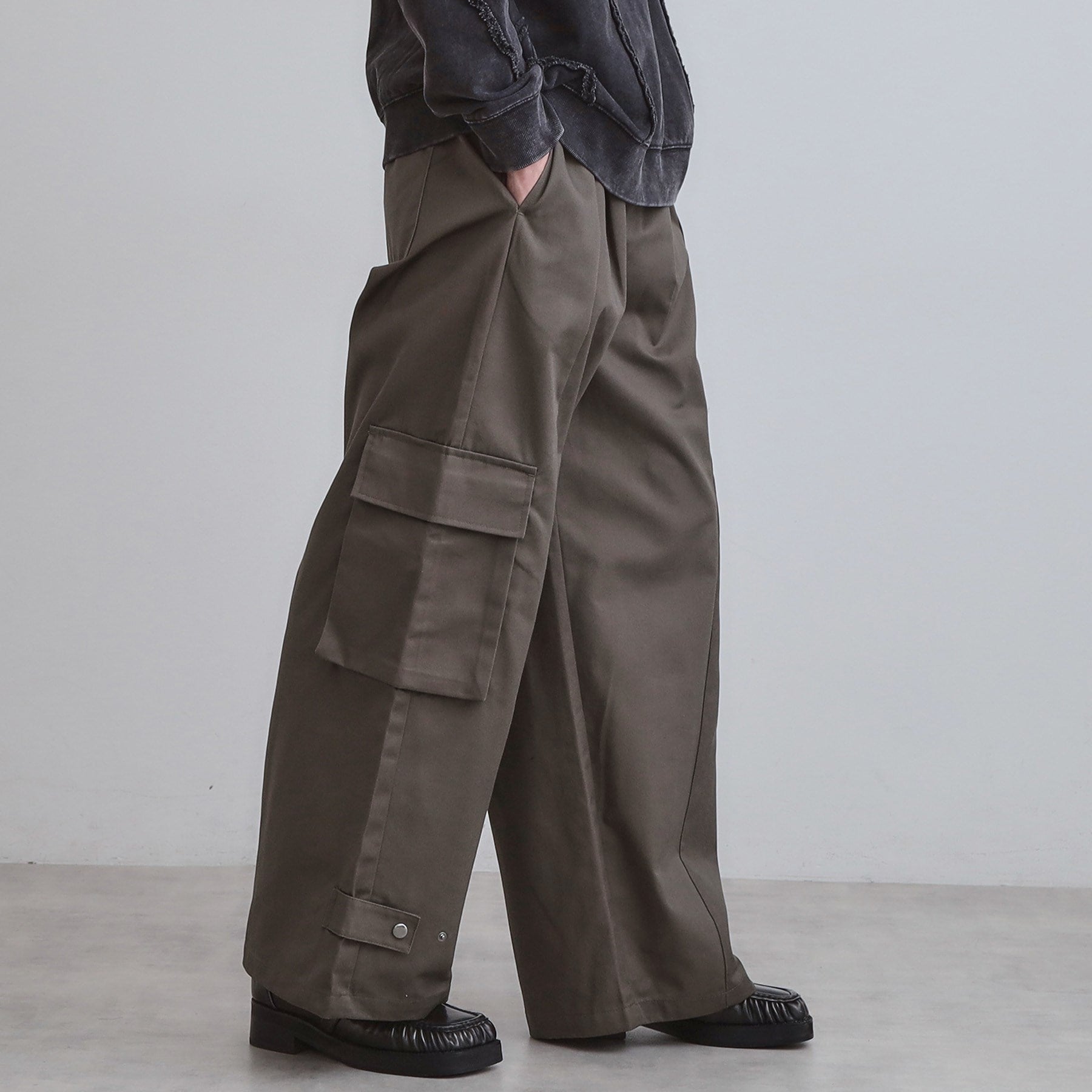 ティーケー タケオ キクチ tk.TAKEO KIKUCHI 【WEB限定】ワイドカーゴパンツ （グレージュ(050)） グレージュ(050)