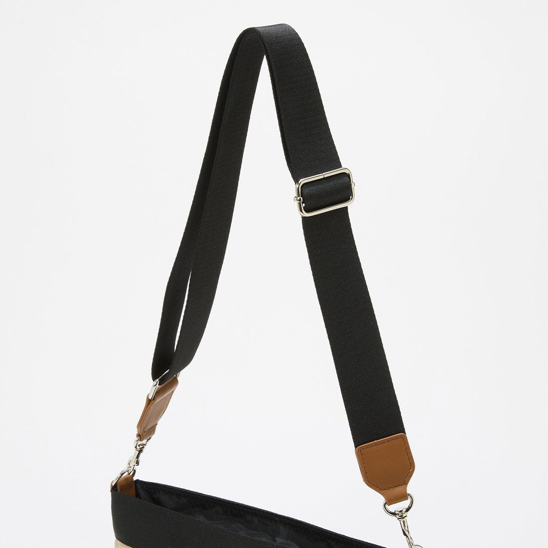 トプカピ TOPKAPI 【Breath TOPKAPI sis】【WEB限定】ナイロン 舟形 ショルダーバッグ 軽量 / RIPPLE リプル （ペールベージュ） ペールベージュ
