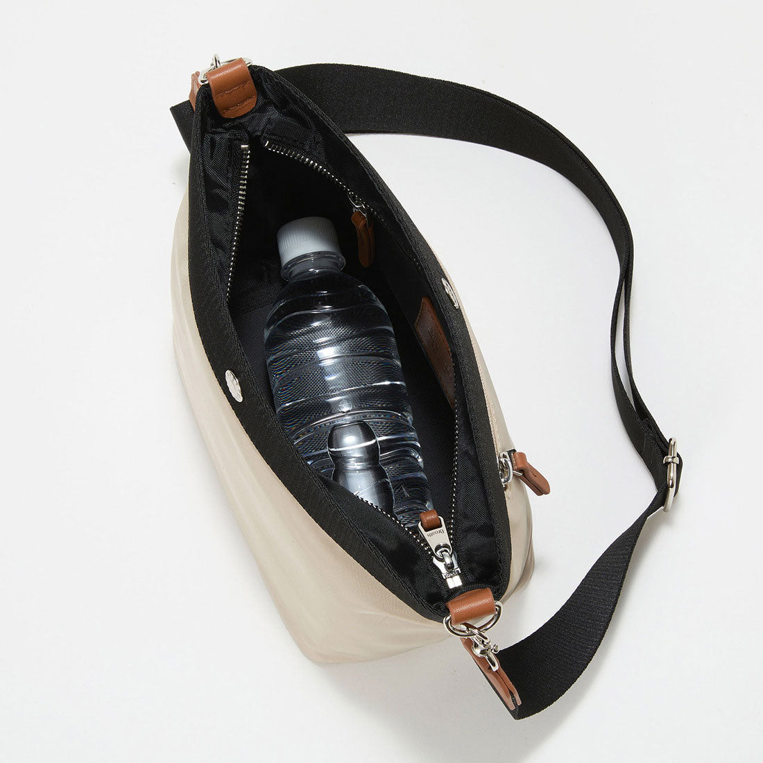 トプカピ TOPKAPI 【Breath TOPKAPI sis】【WEB限定】ナイロン 舟形 ショルダーバッグ 軽量 / RIPPLE リプル （ペールベージュ） ペールベージュ
