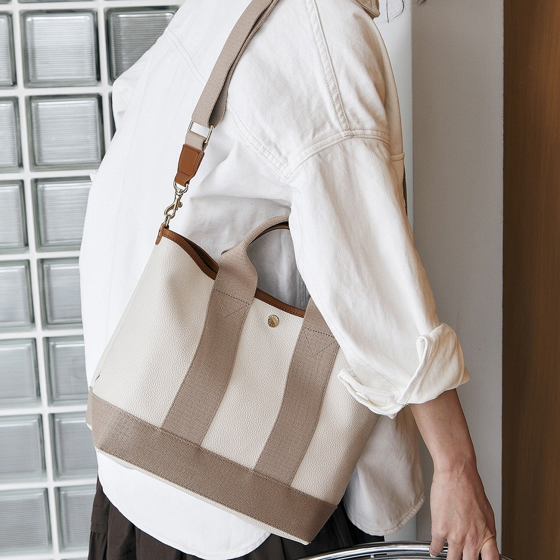 トプカピ TOPKAPI スコッチグレイン ネオレザー トート バッグ ショルダー付き M （ペールベージュ） ペールベージュ