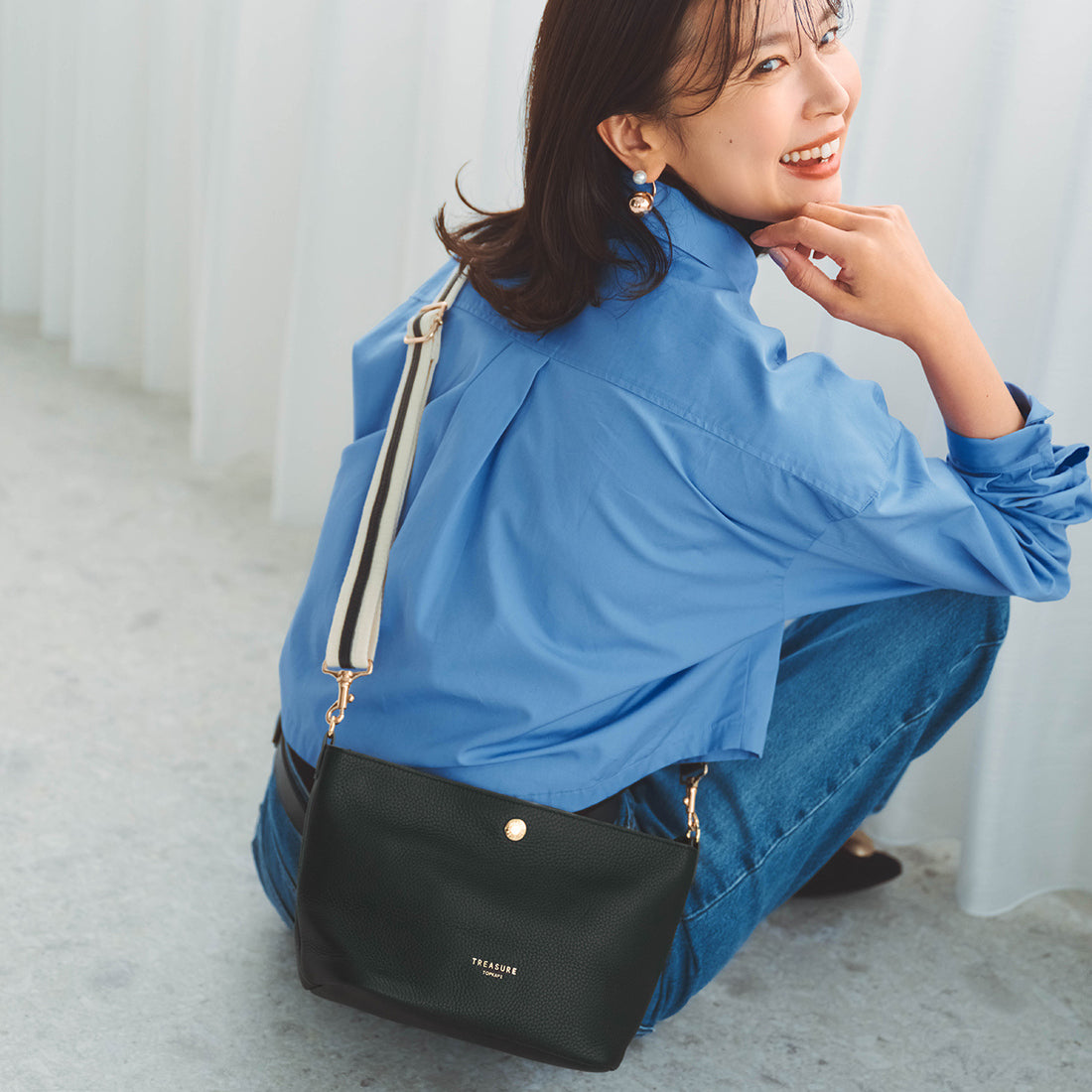 トプカピ TOPKAPI ソフトシュリンク テープ コンビ レザー ミニショルダーバッグ （ブラック） ブラック