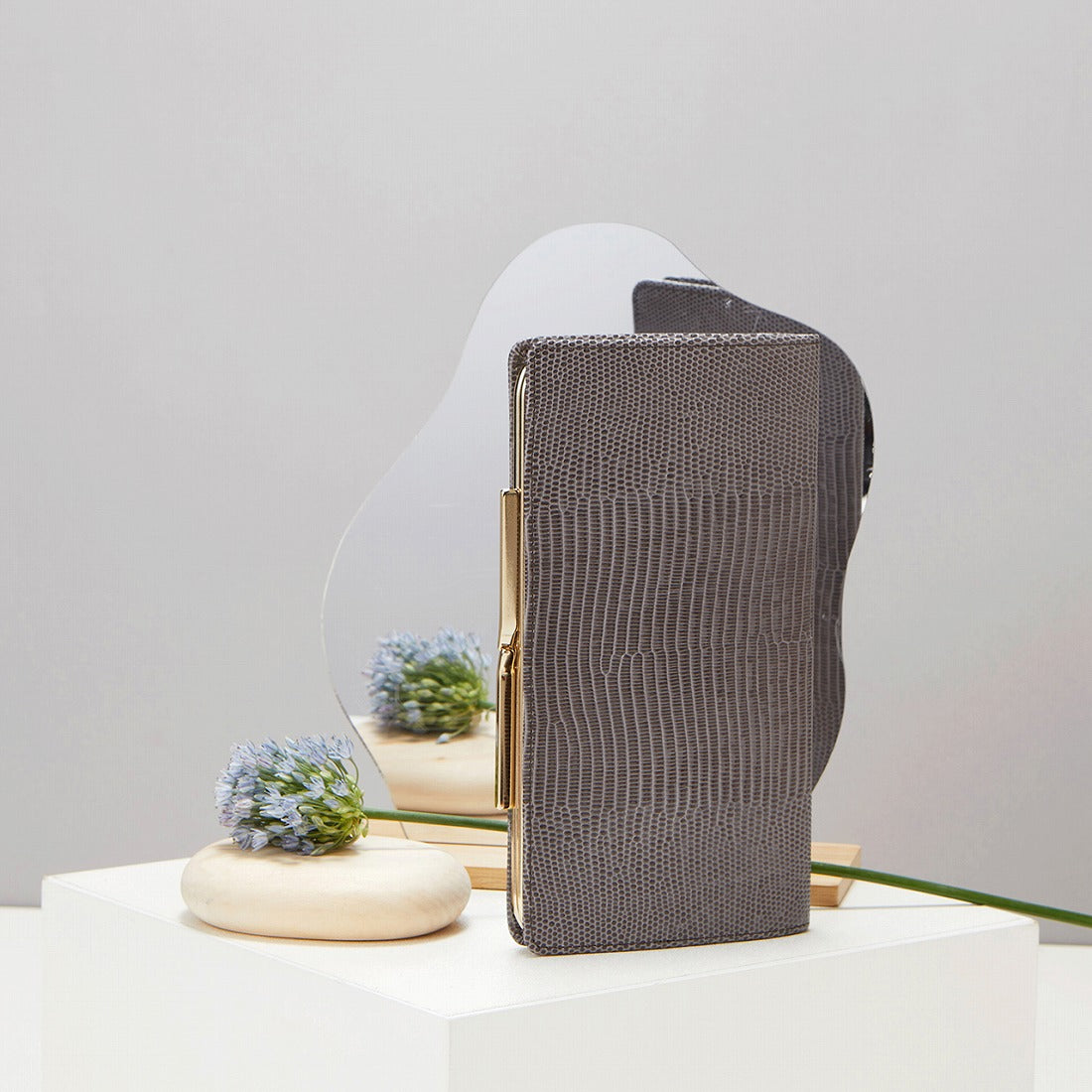 トプカピ TOPKAPI LUCIA[ルチア]イタリアンレザー・リザード型押し・がま口長財布,ミディアムグレー