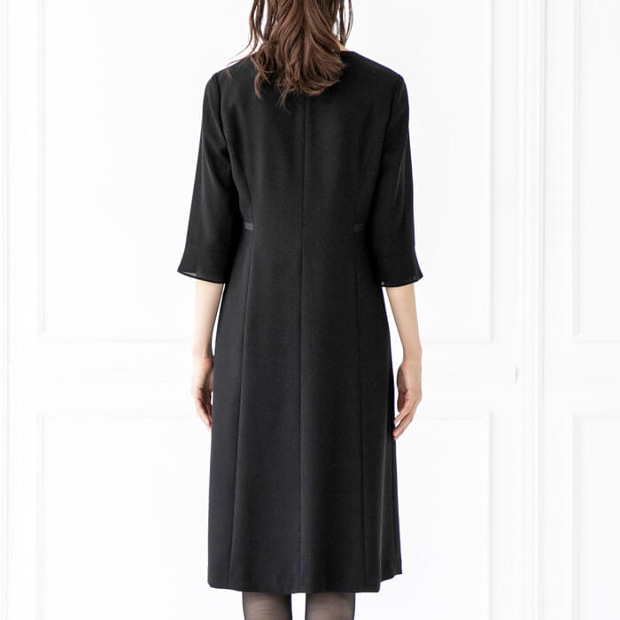 Tokyo Soir WEB Exclusive Product Washable Front-Opening Ensemble Mourn
