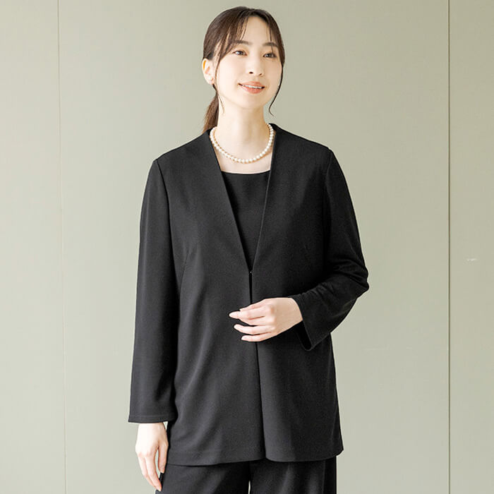 トウキョウソワール 東京ソワール 洗える｜ストレッチ素材のたためるパンツスーツ （ブラック） ブラック