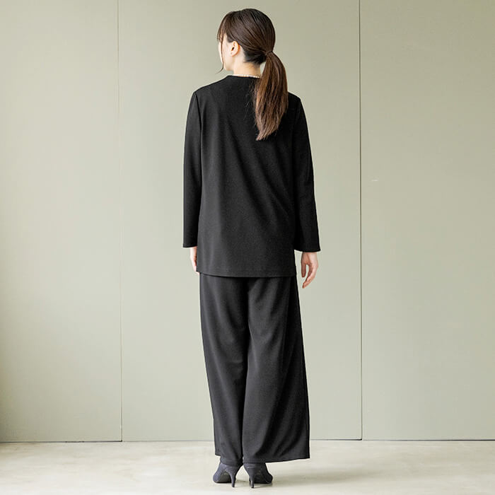 トウキョウソワール 東京ソワール 洗える｜ストレッチ素材のたためるパンツスーツ （ブラック） ブラック