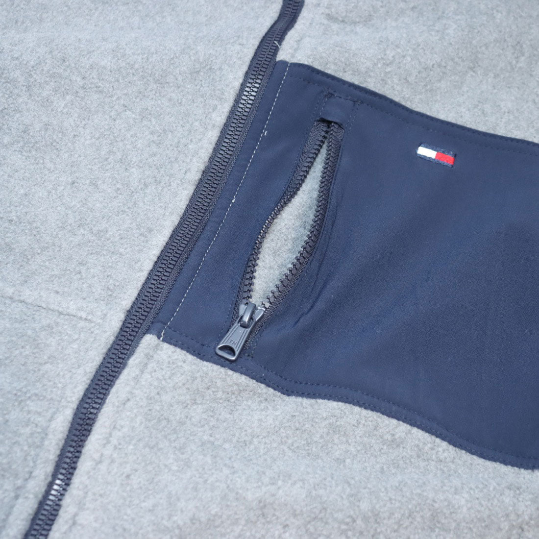 トミー ヒルフィガー TOMMY HILFIGER MIXED MEDIA FLEECE HOODY 151AF238 フリース フーディージャケット アウター