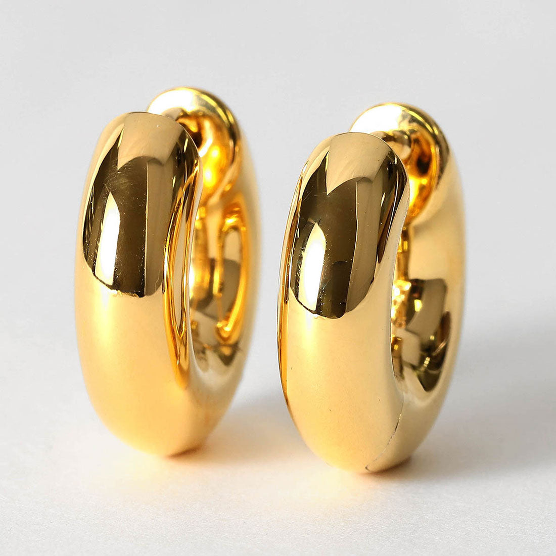トムウッド TOM WOOD ピアス チャンキー Hoops Small Gold 100154 S925 GOLD （ゴールド） ゴールド