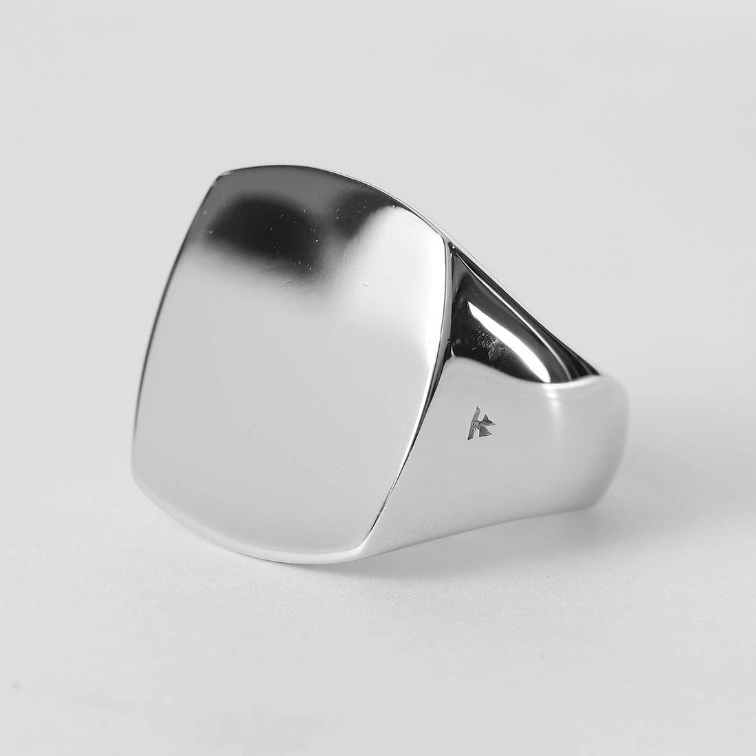 トムウッド TOM WOOD リング ウミ Ring 101234M S925/76EWNA01S925-M SILVER （シルバー） シルバー